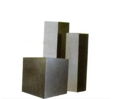 Mikroporozna aluminijeva karbonska opeka za plavž